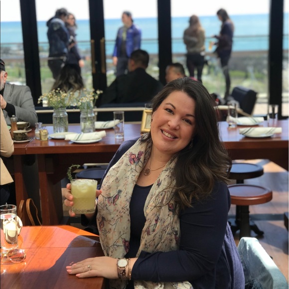 Meet your Posher, Katie - Picture 2 of 2